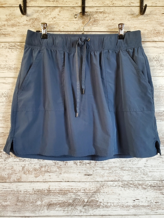 Columbia Sportswear Company Dresses & Skirts - Champion Active Skort Ribbed Waistband Draw  Drawstring Pockets Hiking Skort